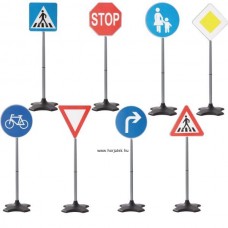 Közlekedési táblák