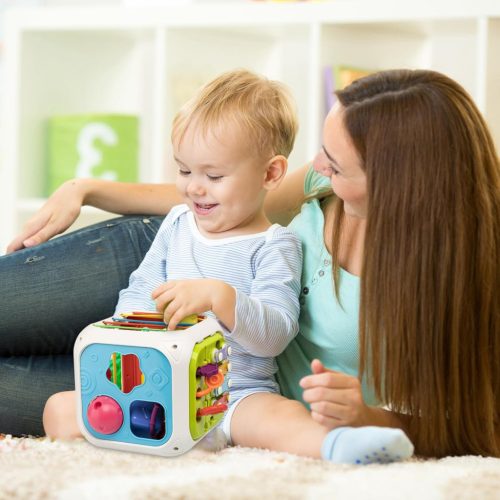 Készségfejlesztő kocka formabedobóval - 6 az 1-ben,  12 hó+