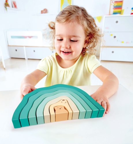 Hape Jegesmedve piramis - Montessori építő 24 hó+