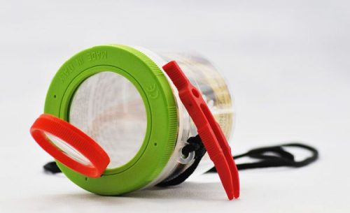 Nyakbaakasztós bogárnéző nagyítópohár és csipesz